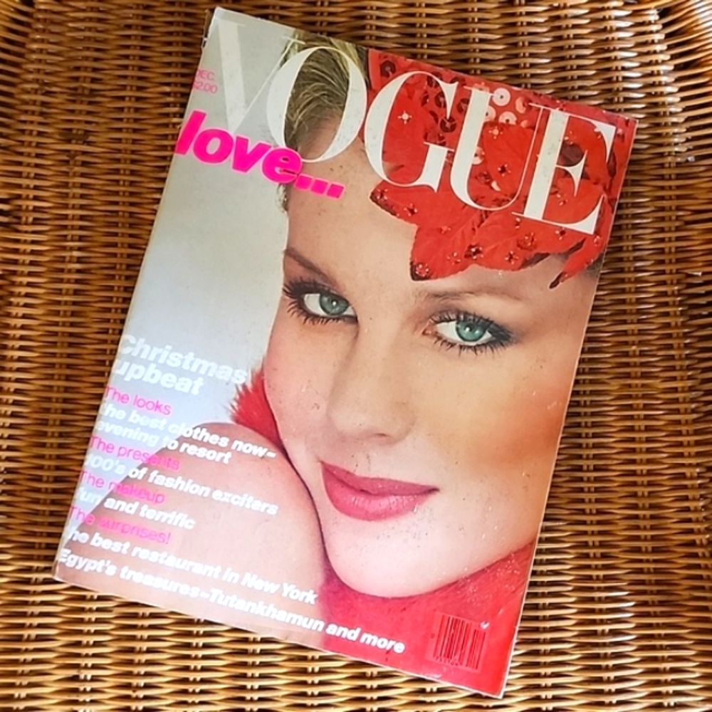VOGUE 1978 Vintage Magazine